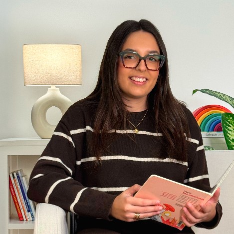 María